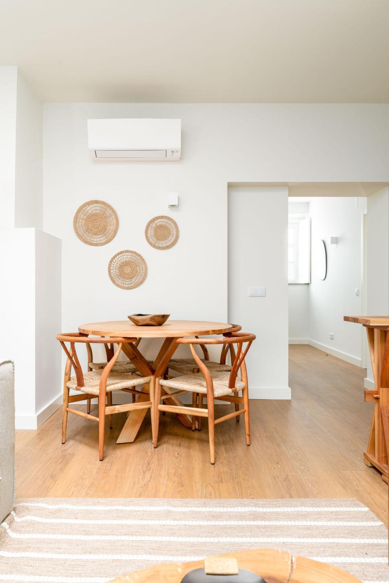 Limehome Evora Largo Dos Penedos Habitación foto