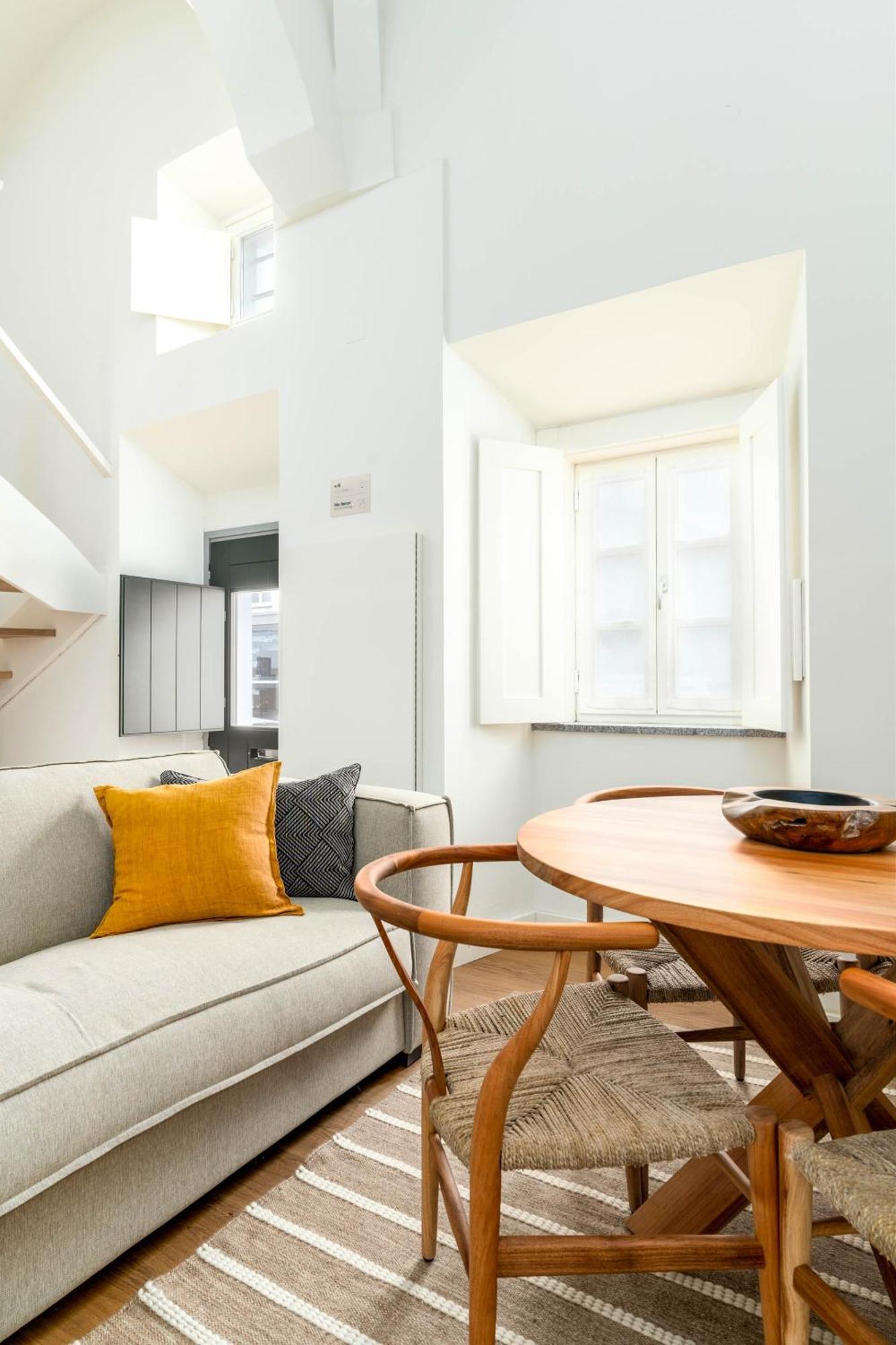 Limehome Evora Largo Dos Penedos Habitación foto